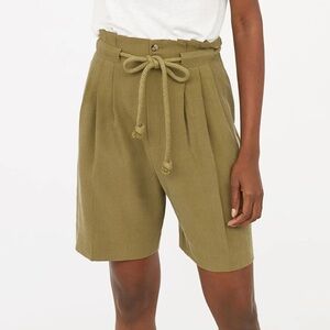 H&M Bermudas Green High Waist paper bag Shorts